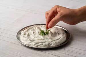 Tzatziki Maison : Recette facile et authentique de la sauce grecque