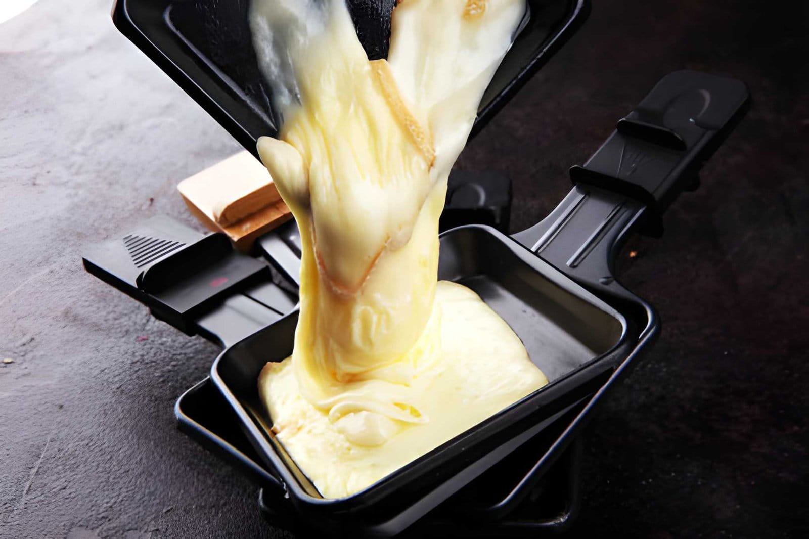Frommafe fondant raclette au four