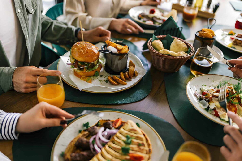 Des plats de Meilleurs restaurants de Montmartre à Paris